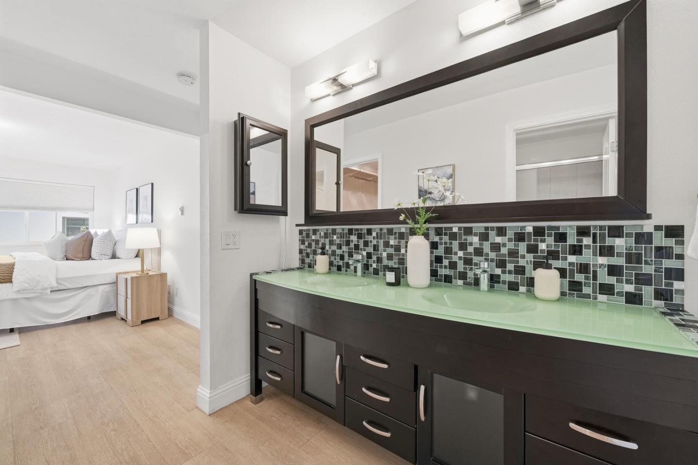 Photo #16: ML82046095 Listing: Photo #16