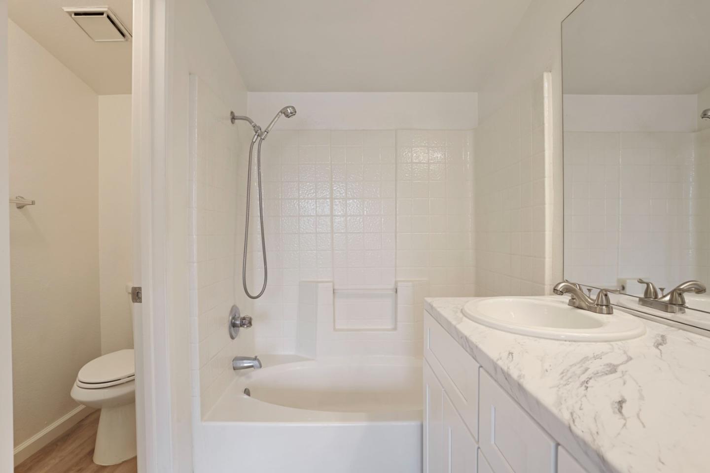 1888 Saint Lakes Way, Stockton, CA, 95206