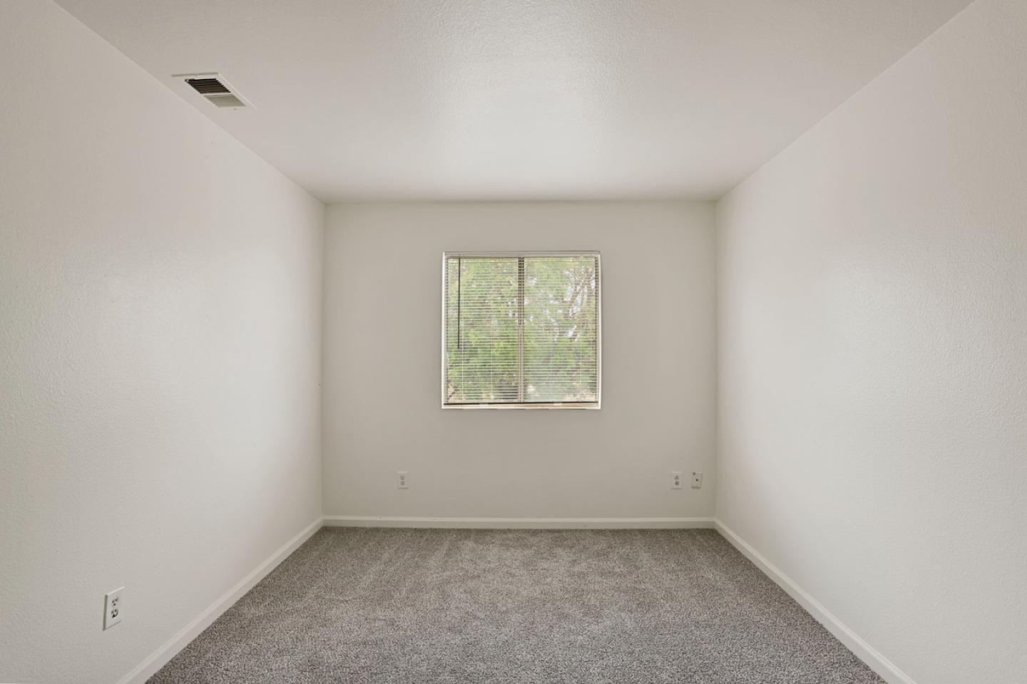 1888 Saint Lakes Way, Stockton, CA, 95206