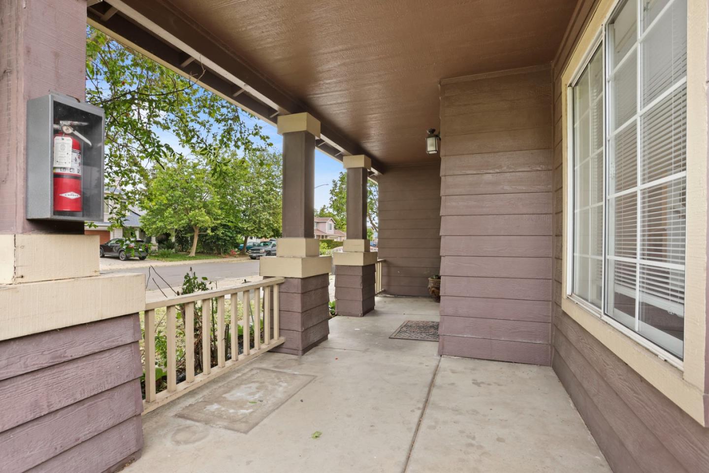 1888 Saint Lakes Way, Stockton, CA, 95206