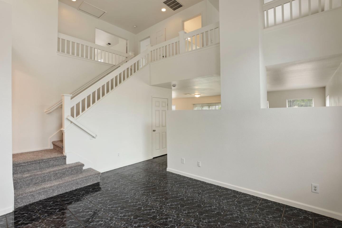 1888 Saint Lakes Way, Stockton, CA, 95206