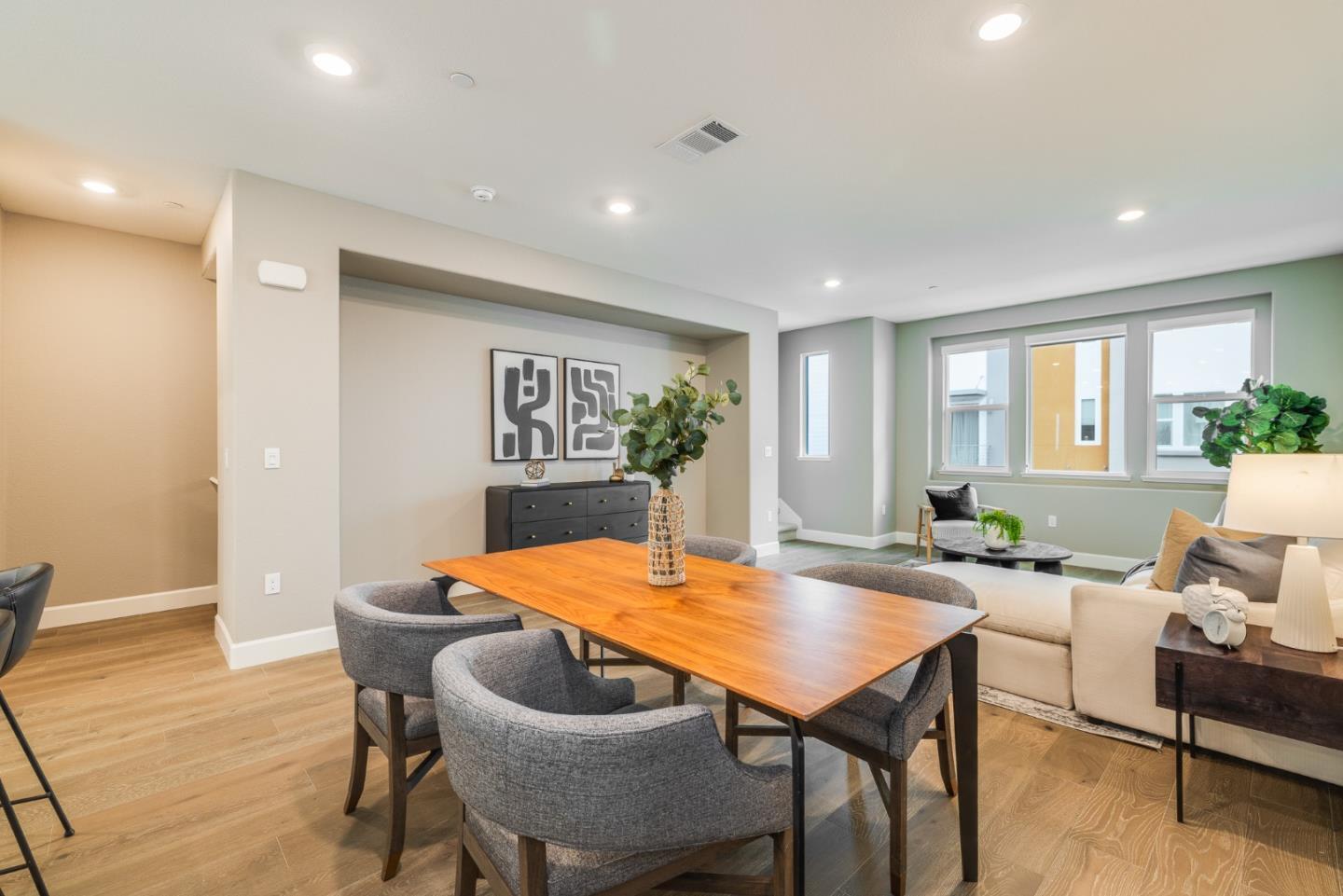 Photo #15: ML82046104 Listing: Photo #15