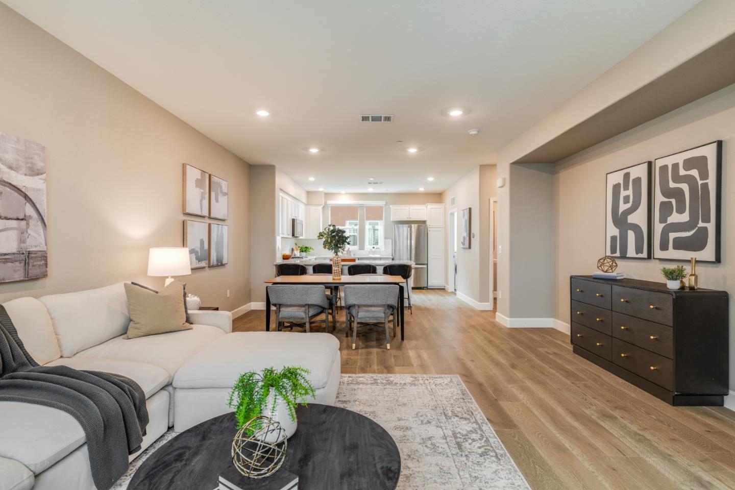 Photo #20: ML82046104 Listing: Photo #20