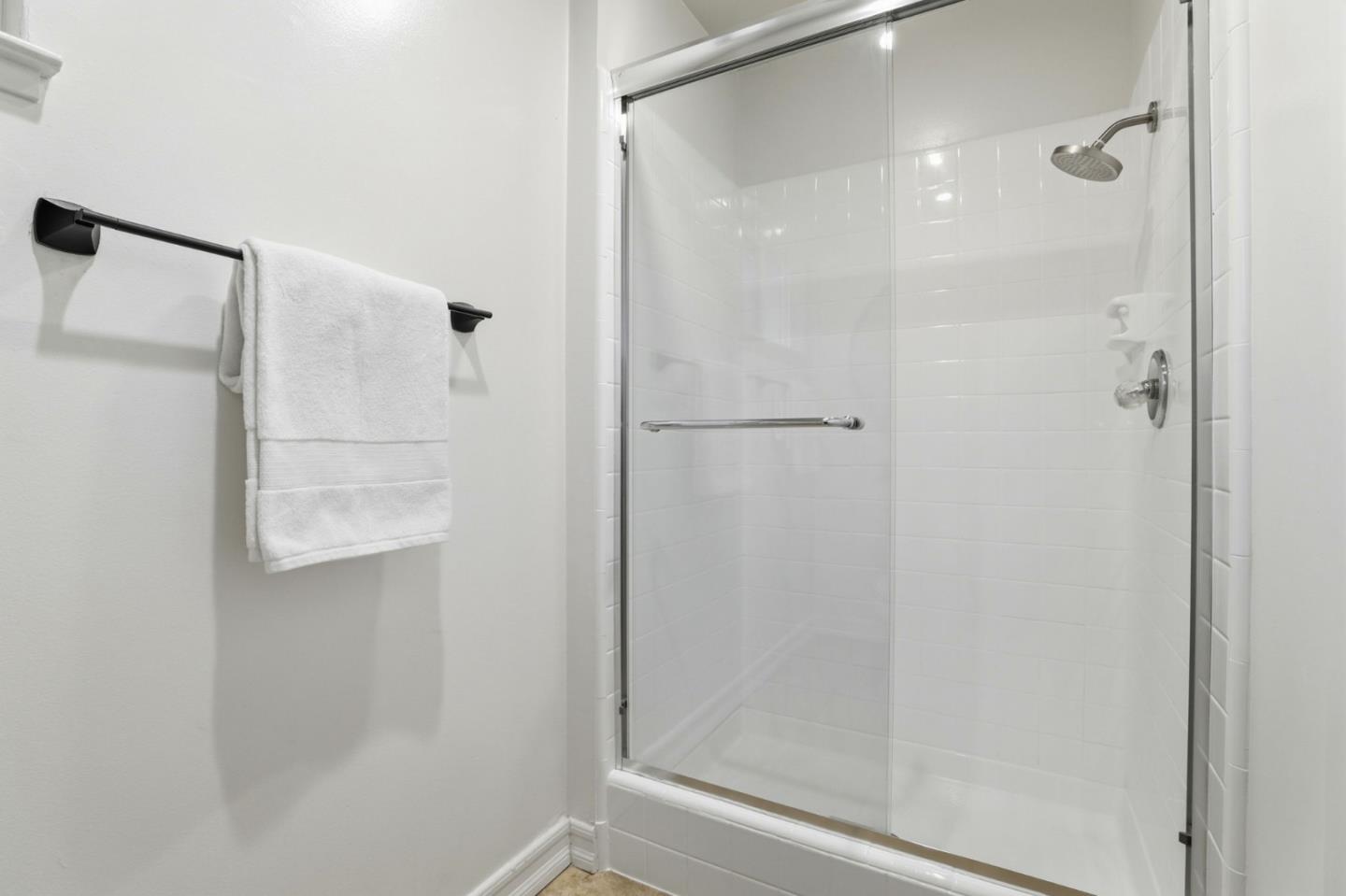 Photo #21: ML82046129 Listing: Photo #21