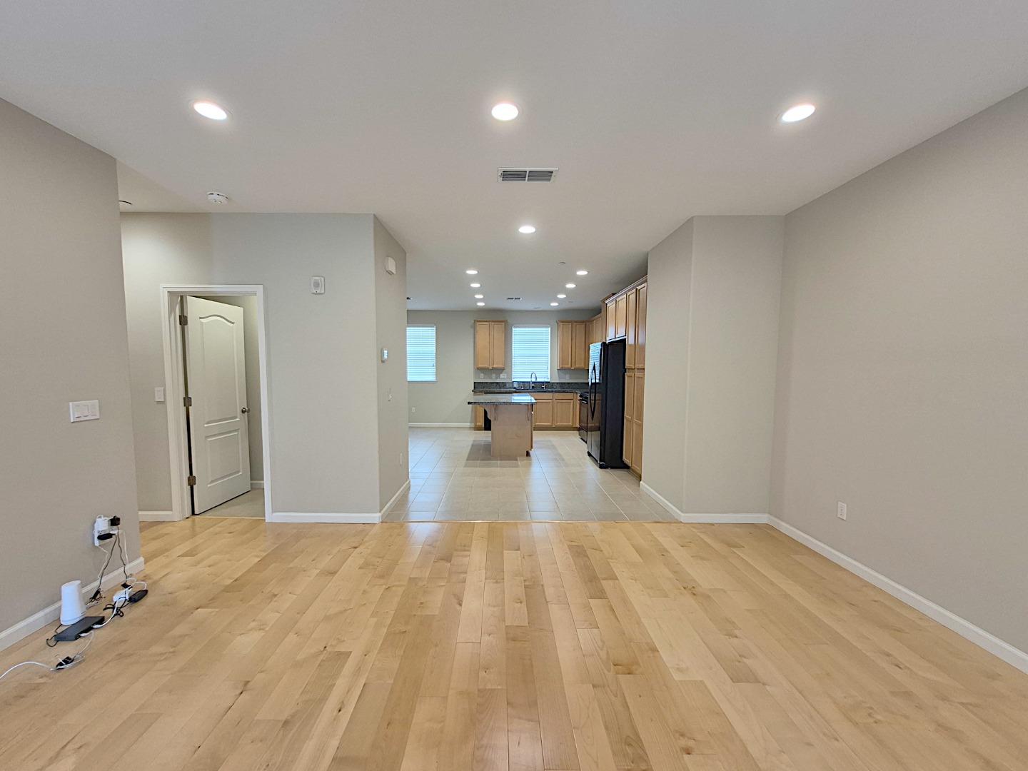Photo #5: ML82046133 Listing: Photo #5