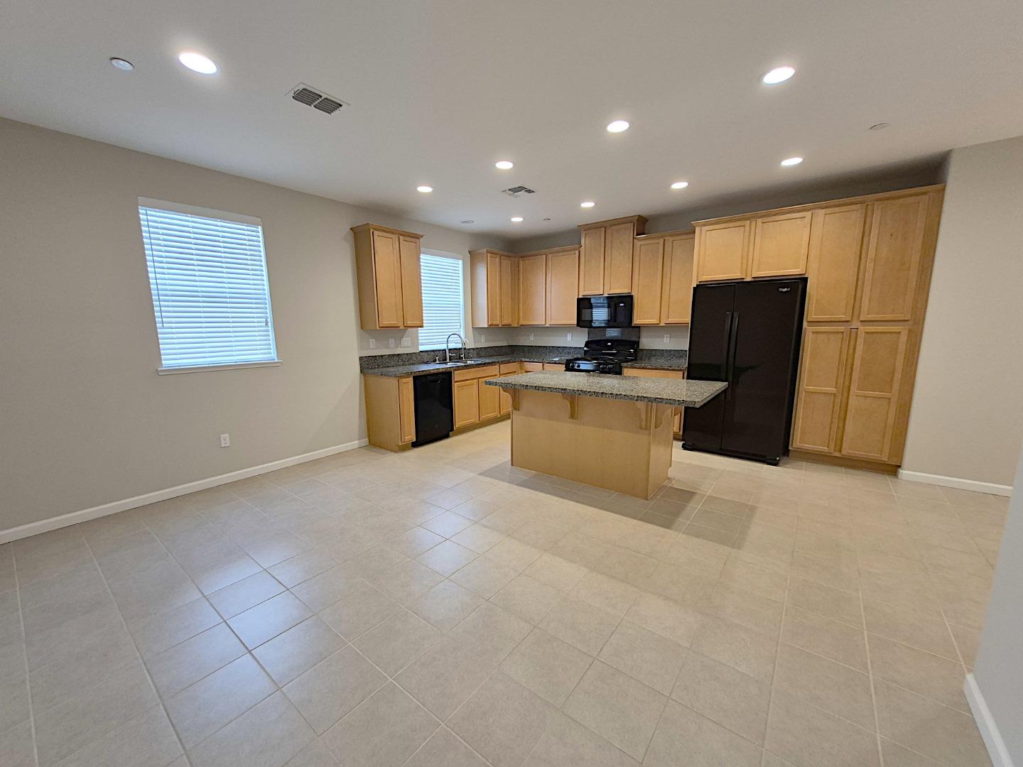 Photo #7: ML82046133 Listing: Photo #7