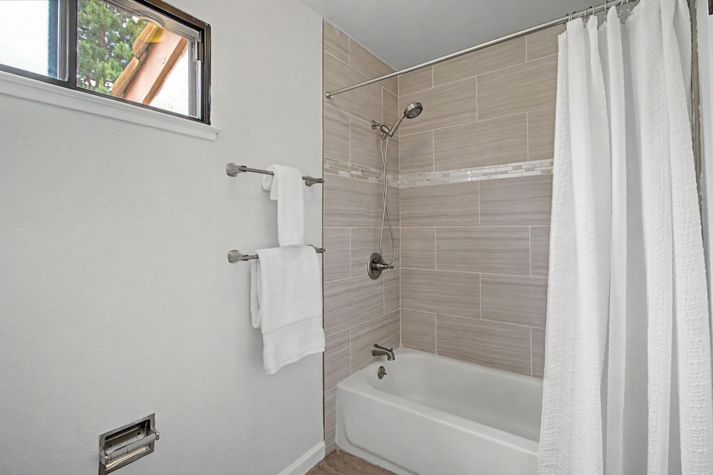 Photo #36: ML82046139 Listing: Photo #36