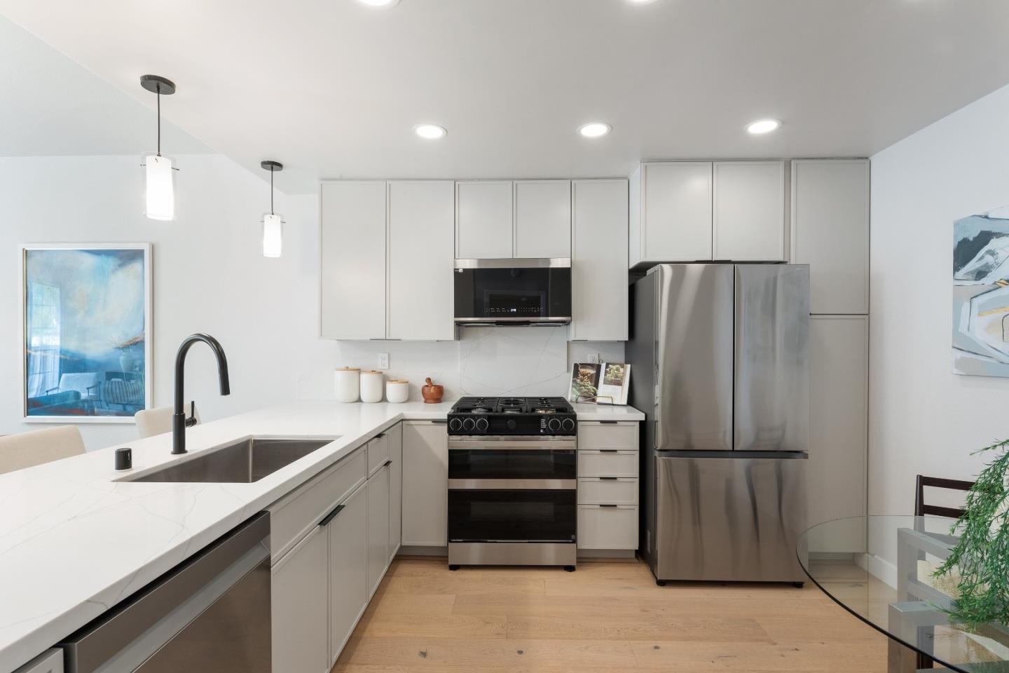 Photo #5: ML82046150 Listing: Photo #5