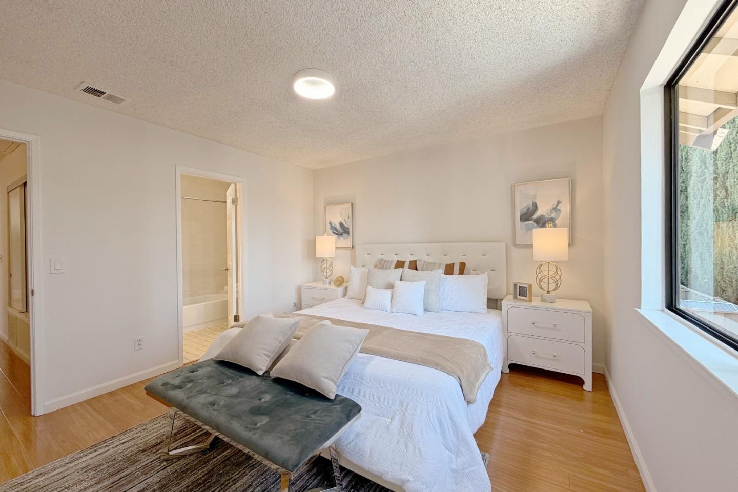 Photo #11: ML82046177 Listing: Photo #11
