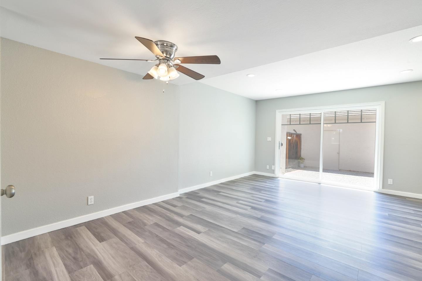 Photo #4: ML82046196 Listing: Photo #4