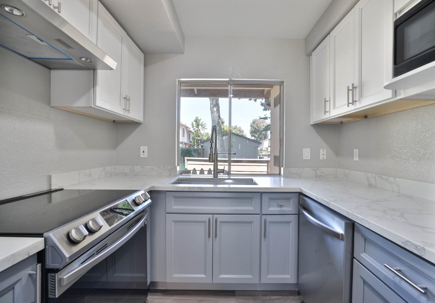 Photo #6: ML82046196 Listing: Photo #6