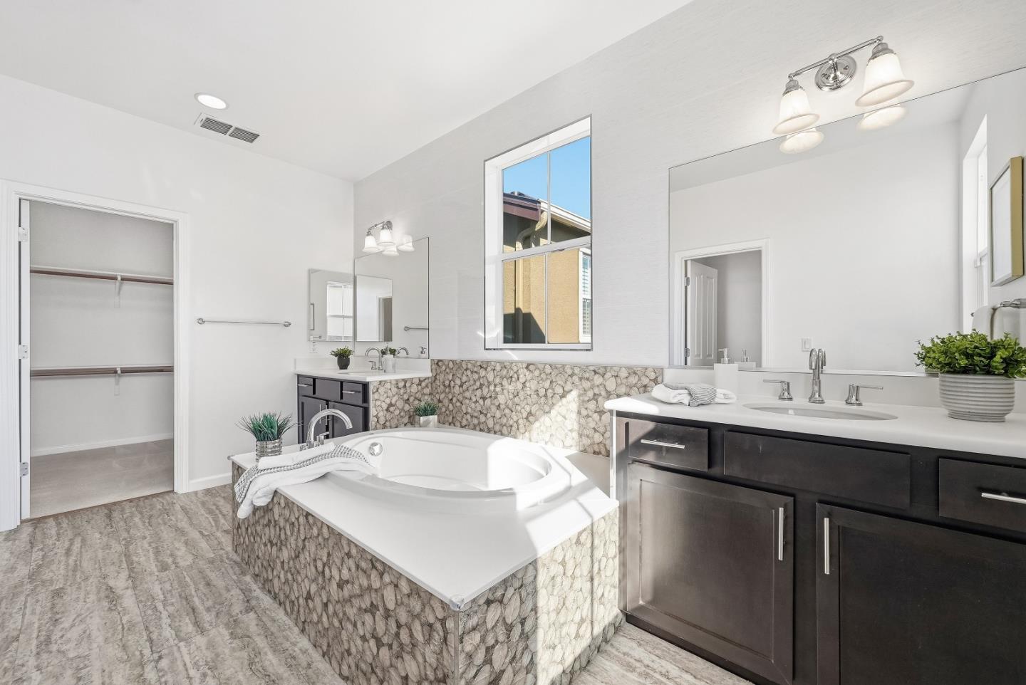 Photo #14: ML82046197 Listing: Photo #14