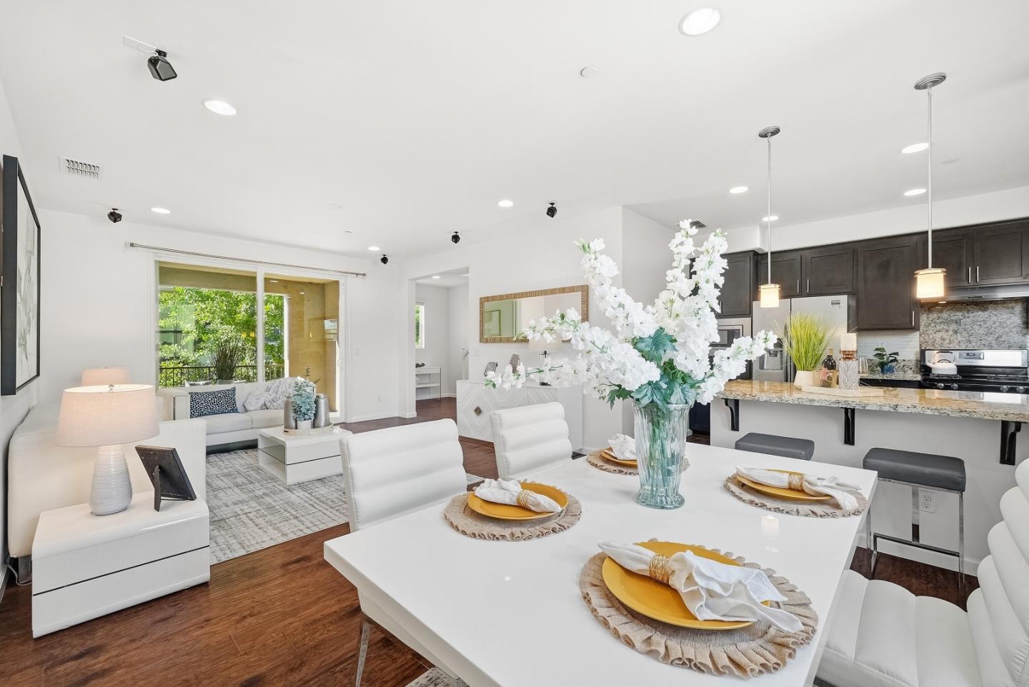 Photo #5: ML82046197 Listing: Photo #5