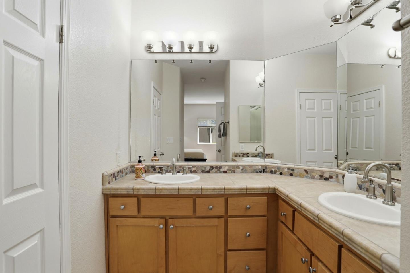 Photo #23: ML82046203 Listing: Photo #23