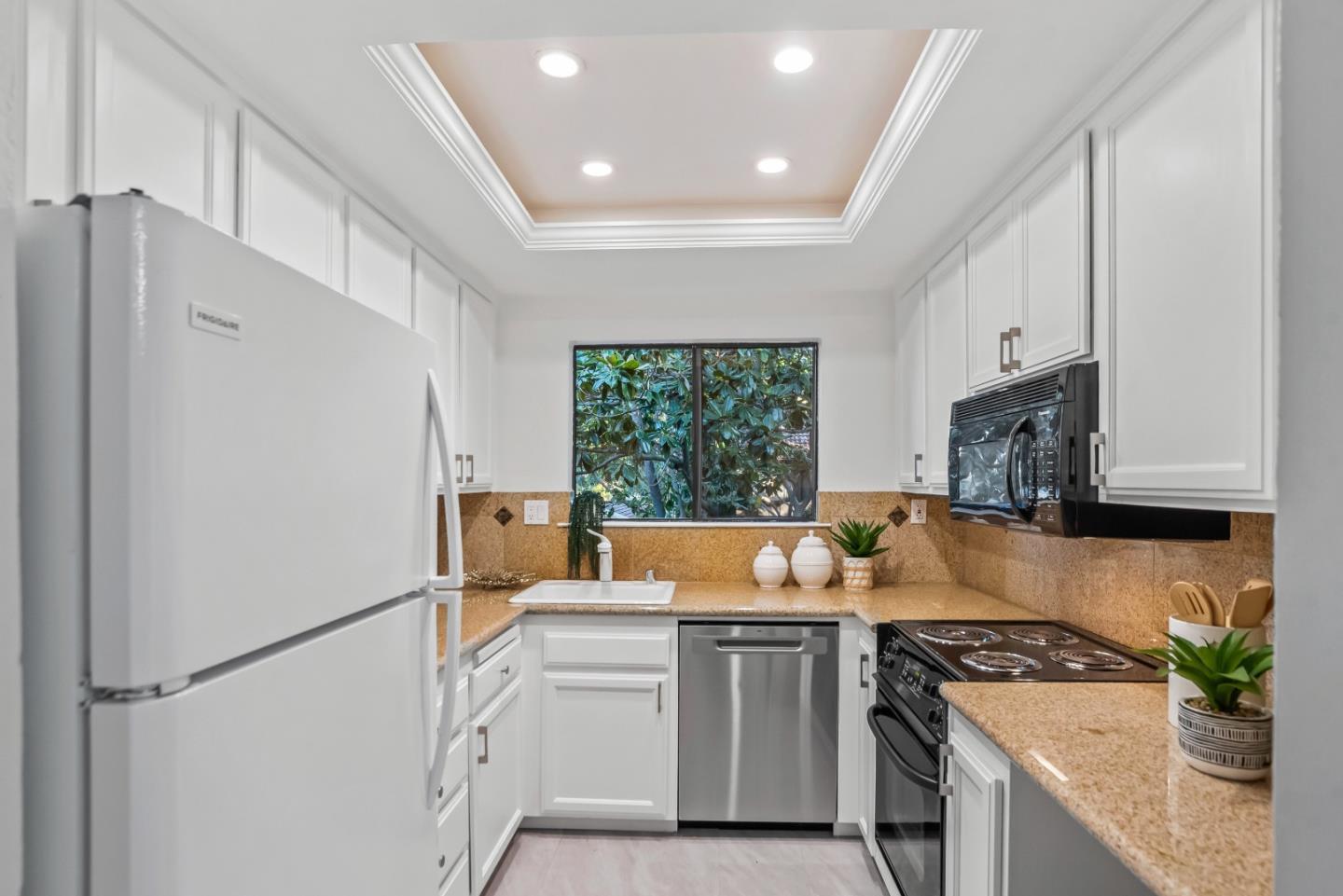 Photo #11: ML82046208 Listing: Photo #11