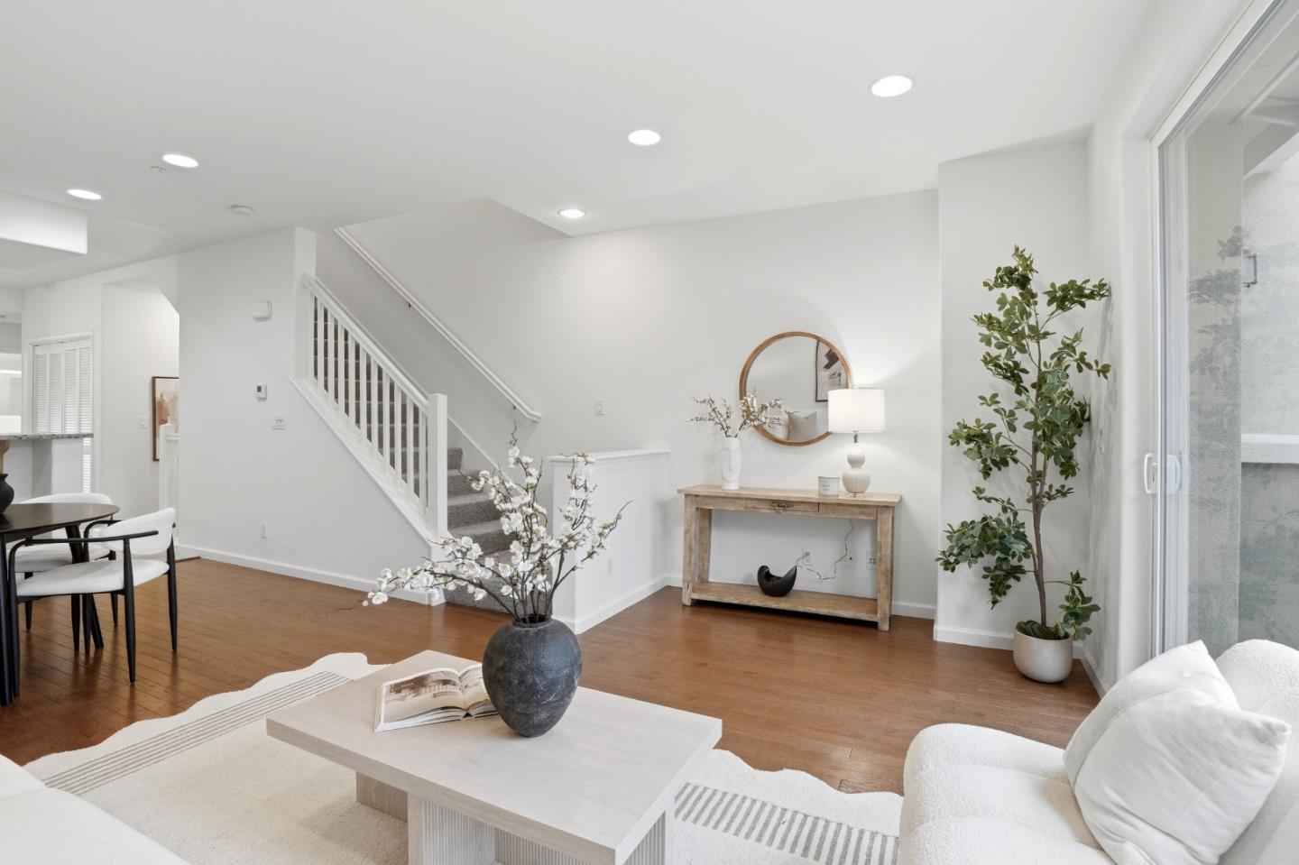 Photo #6: ML82046210 Listing: Photo #6