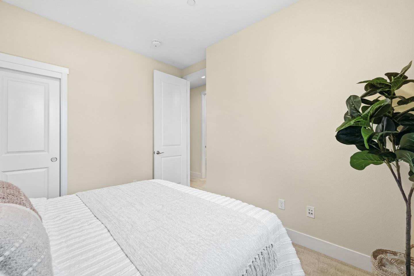 Photo #32: ML82046216 Listing: Photo #32