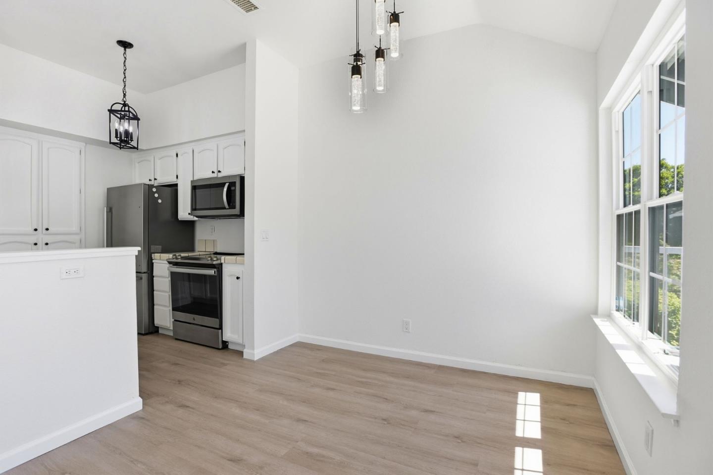 Photo #10: ML82046266 Listing: Photo #10