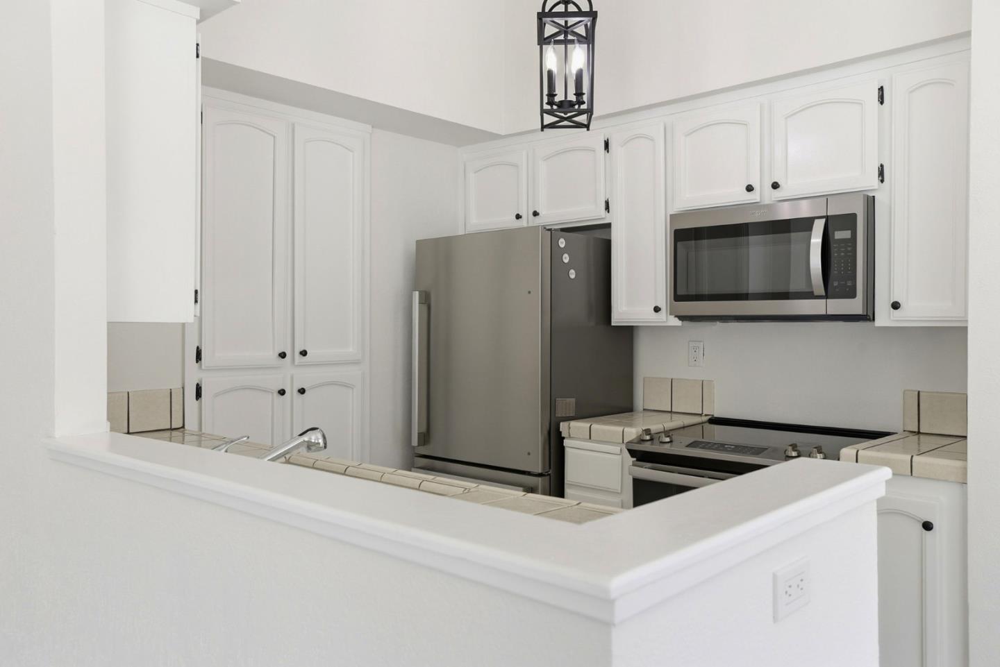 Photo #5: ML82046266 Listing: Photo #5