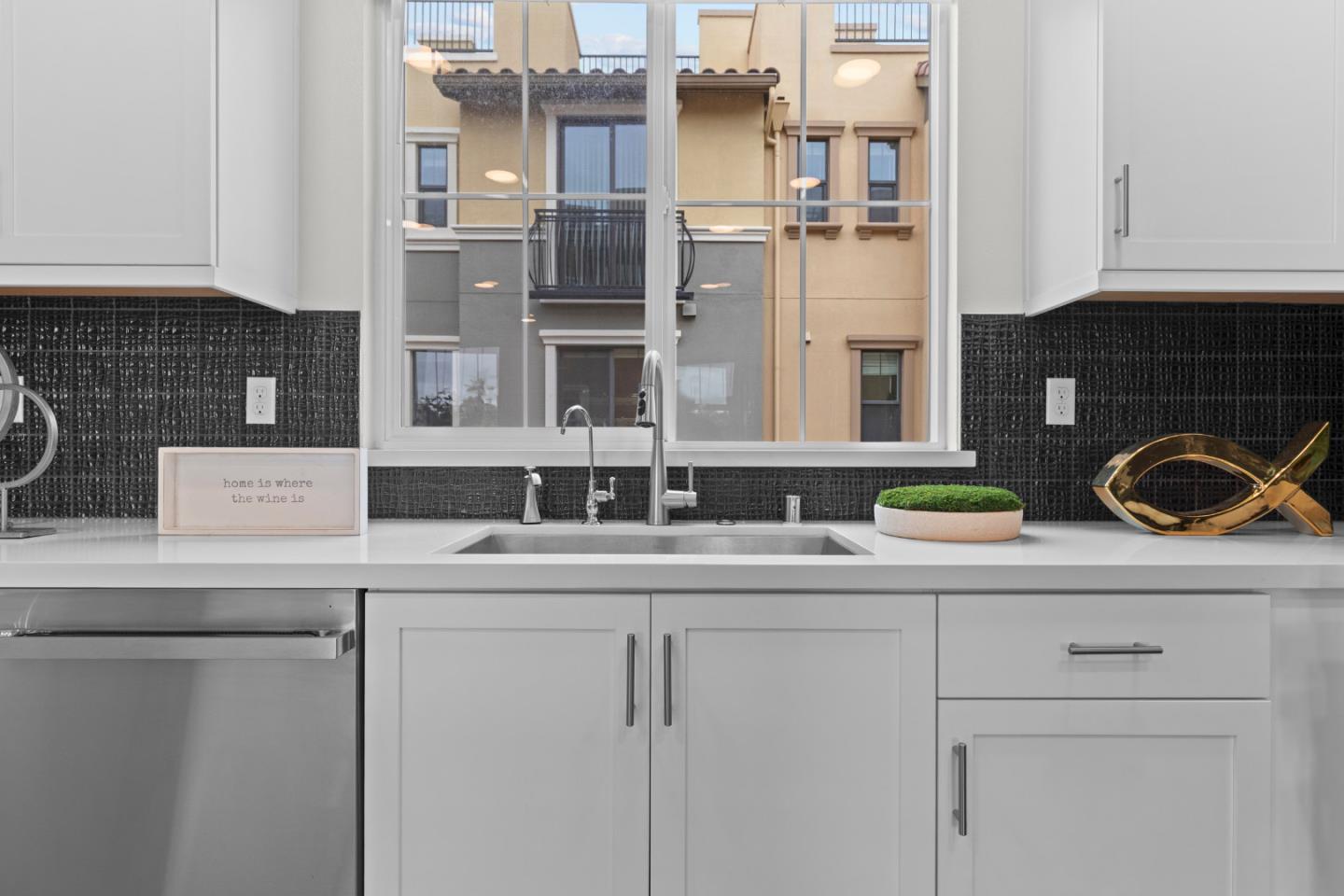 Photo #10: ML82046267 Listing: Photo #10
