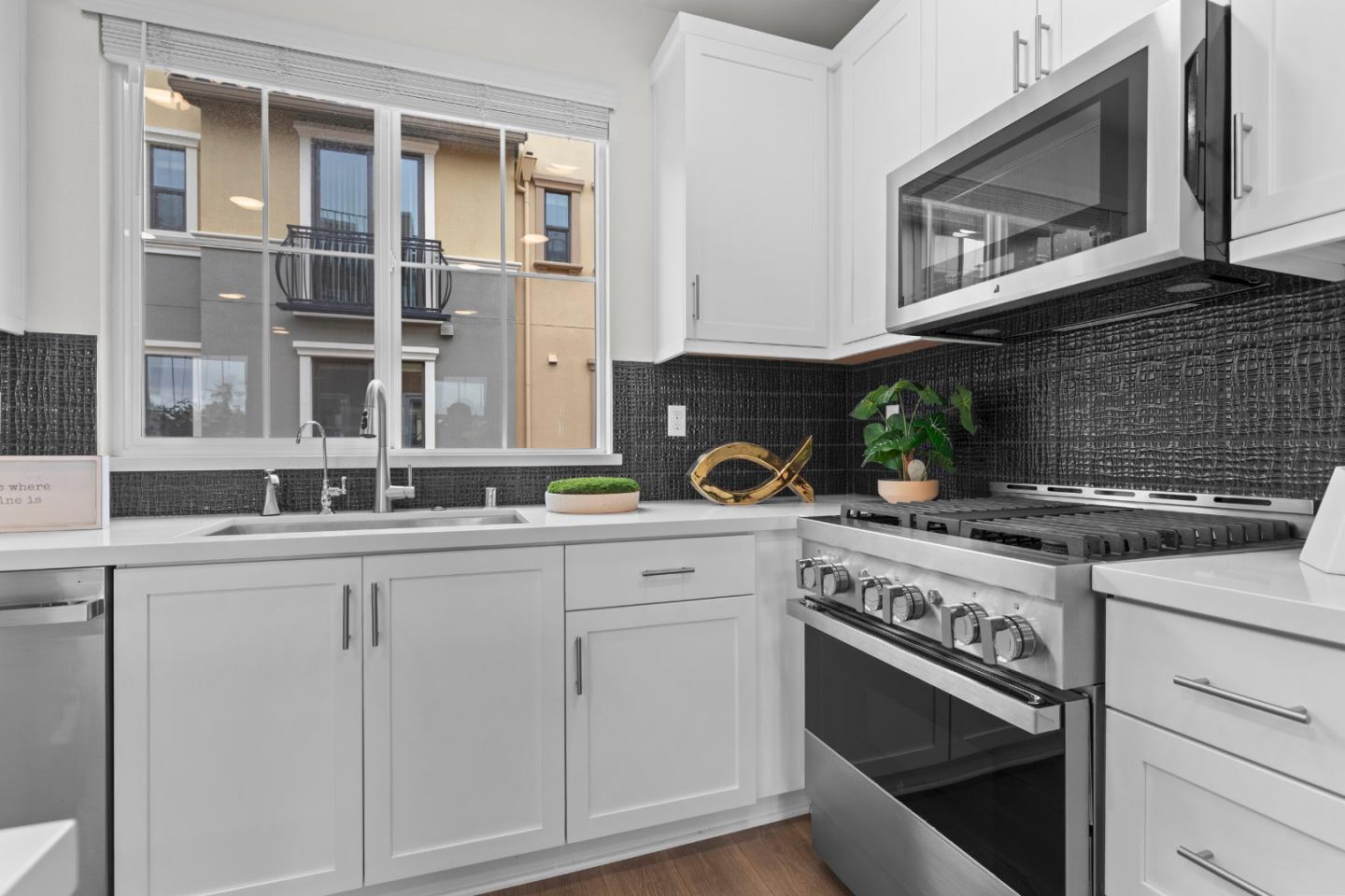 Photo #11: ML82046267 Listing: Photo #11