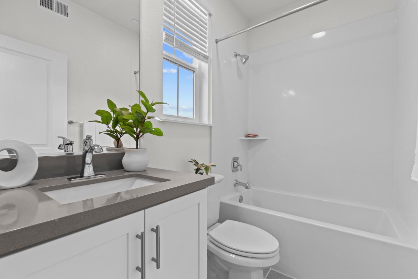 Photo #21: ML82046267 Listing: Photo #21