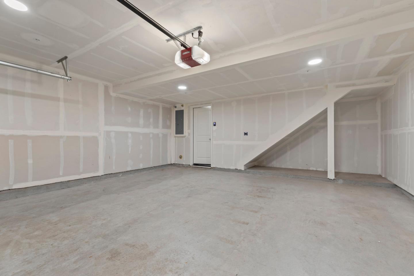 Photo #24: ML82046267 Listing: Photo #24