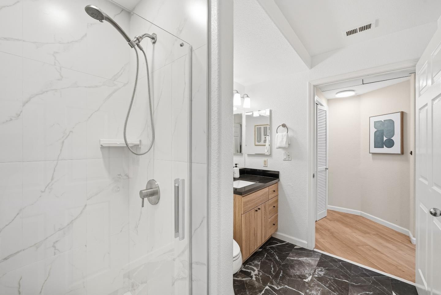Photo #17: ML82046282 Listing: Photo #17