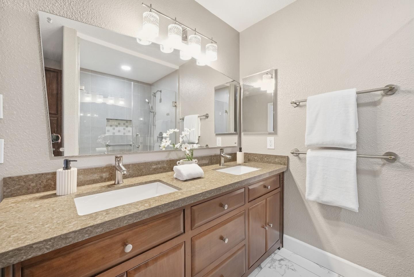 Photo #24: ML82046282 Listing: Photo #24