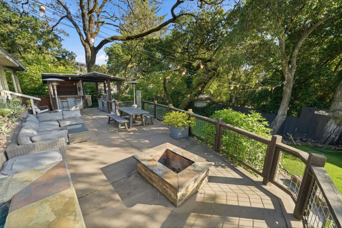 50 Oakcrest Court, Napa, CA, 94558