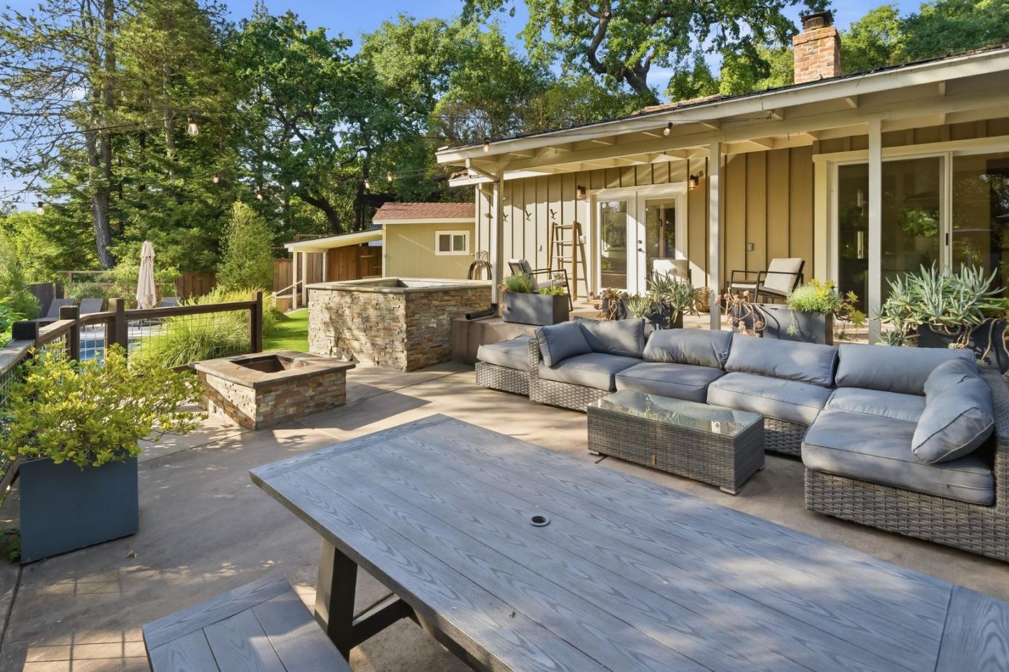 50 Oakcrest Court, Napa, CA, 94558
