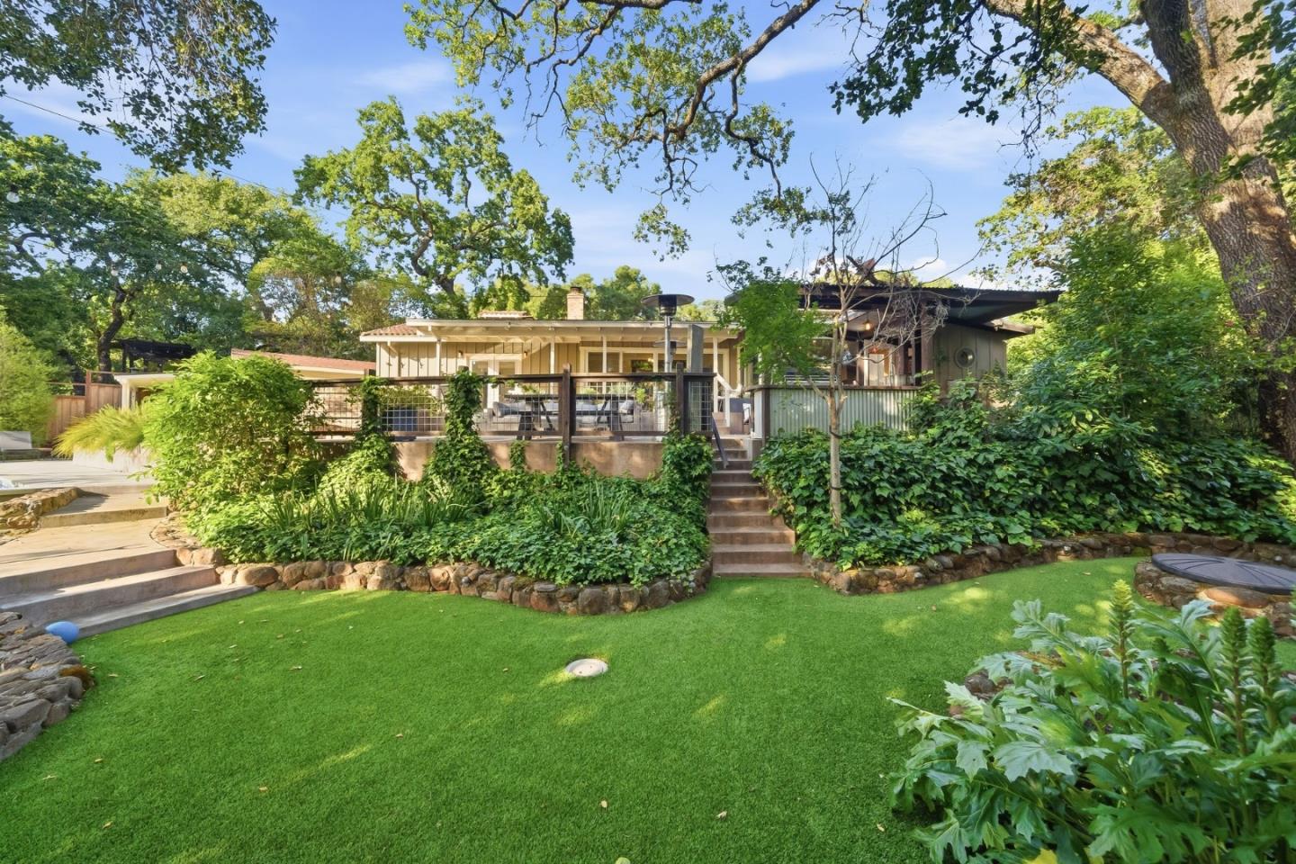 50 Oakcrest Court, Napa, CA, 94558