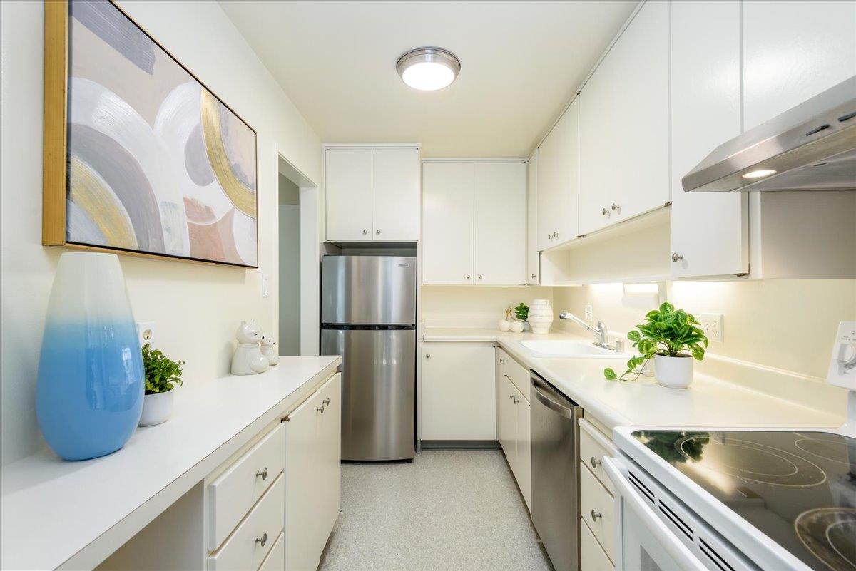 Photo #6: ML82046365 Listing: Photo #6
