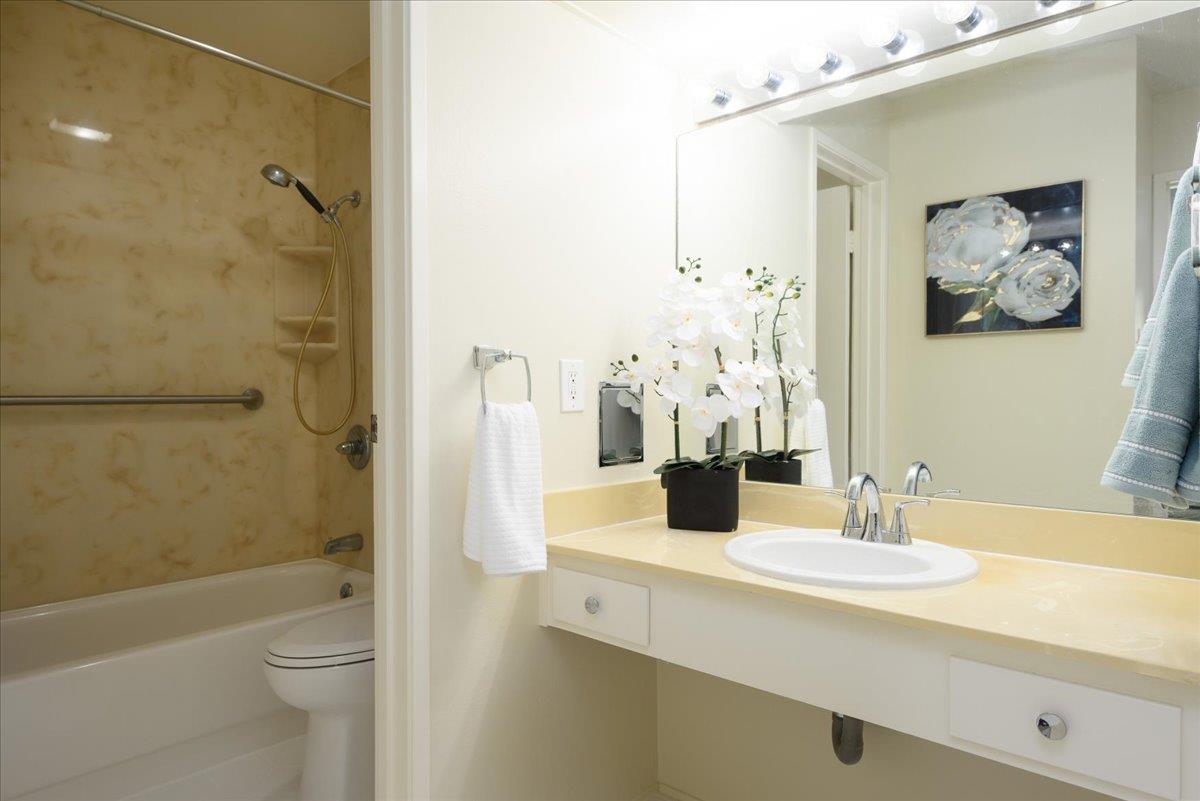Photo #8: ML82046365 Listing: Photo #8