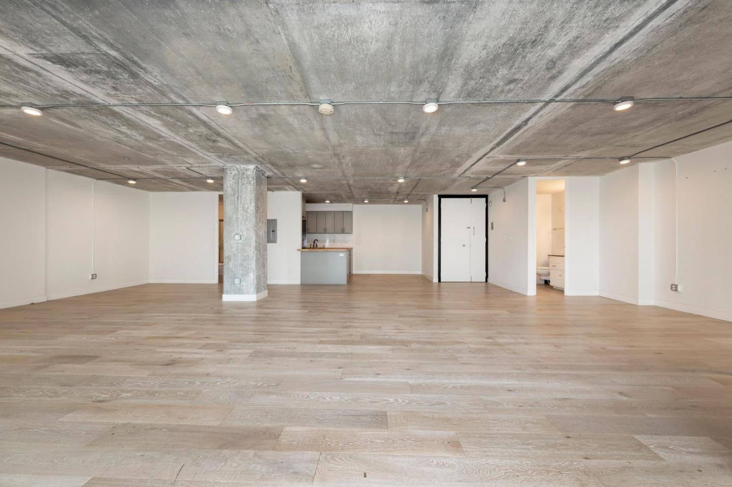 Photo #6: ML82046398 Listing: Photo #6