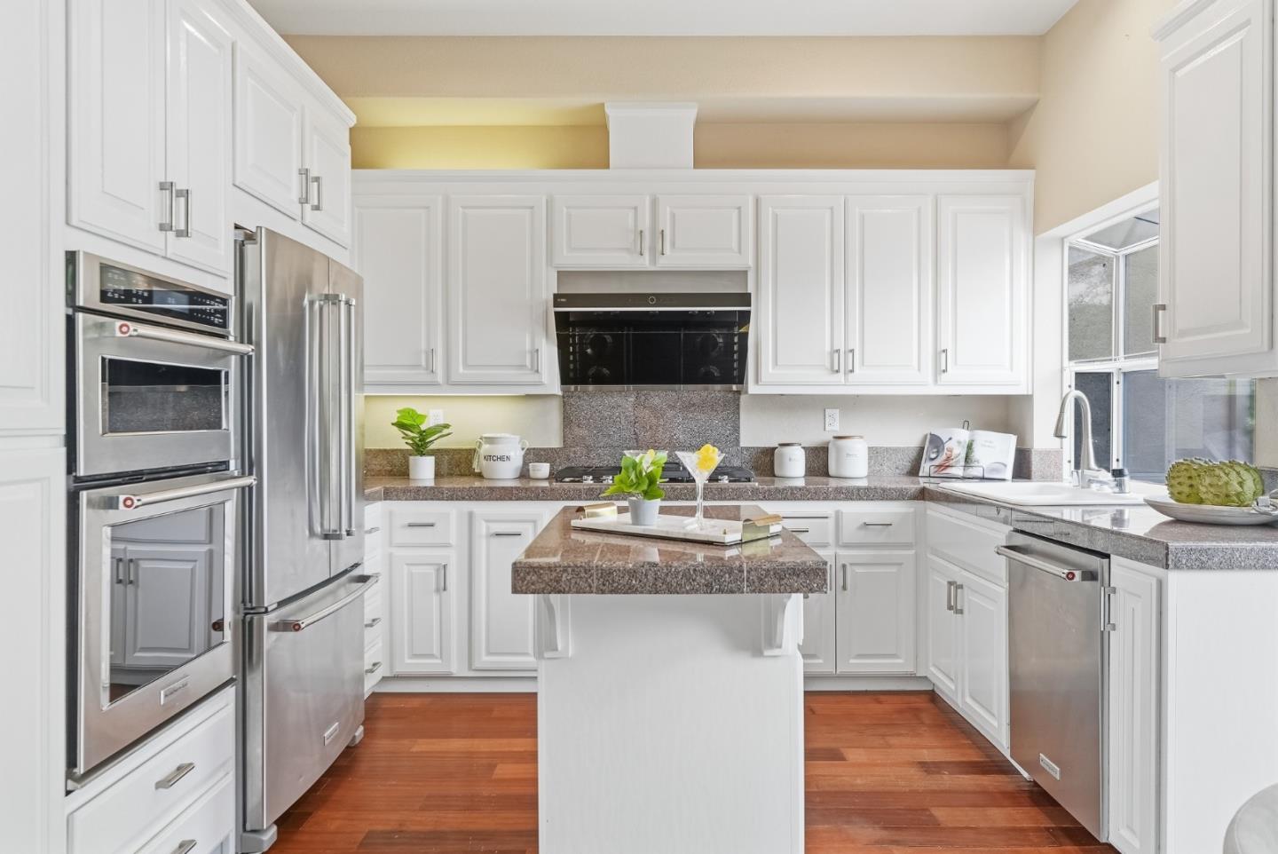 Photo #11: ML82046400 Listing: Photo #11