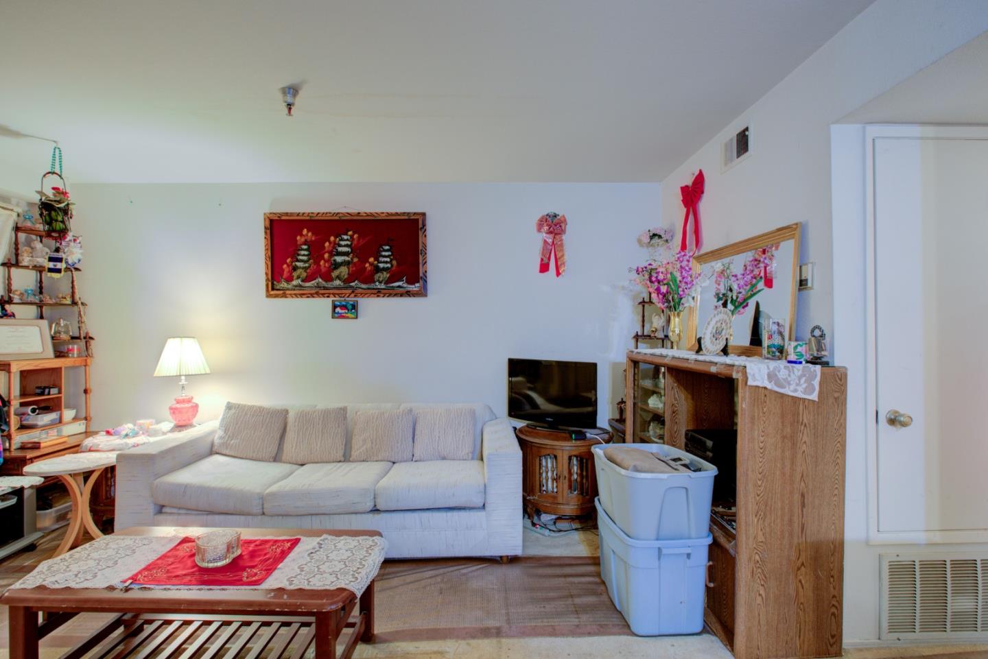 Photo #8: ML82046409 Listing: Photo #8