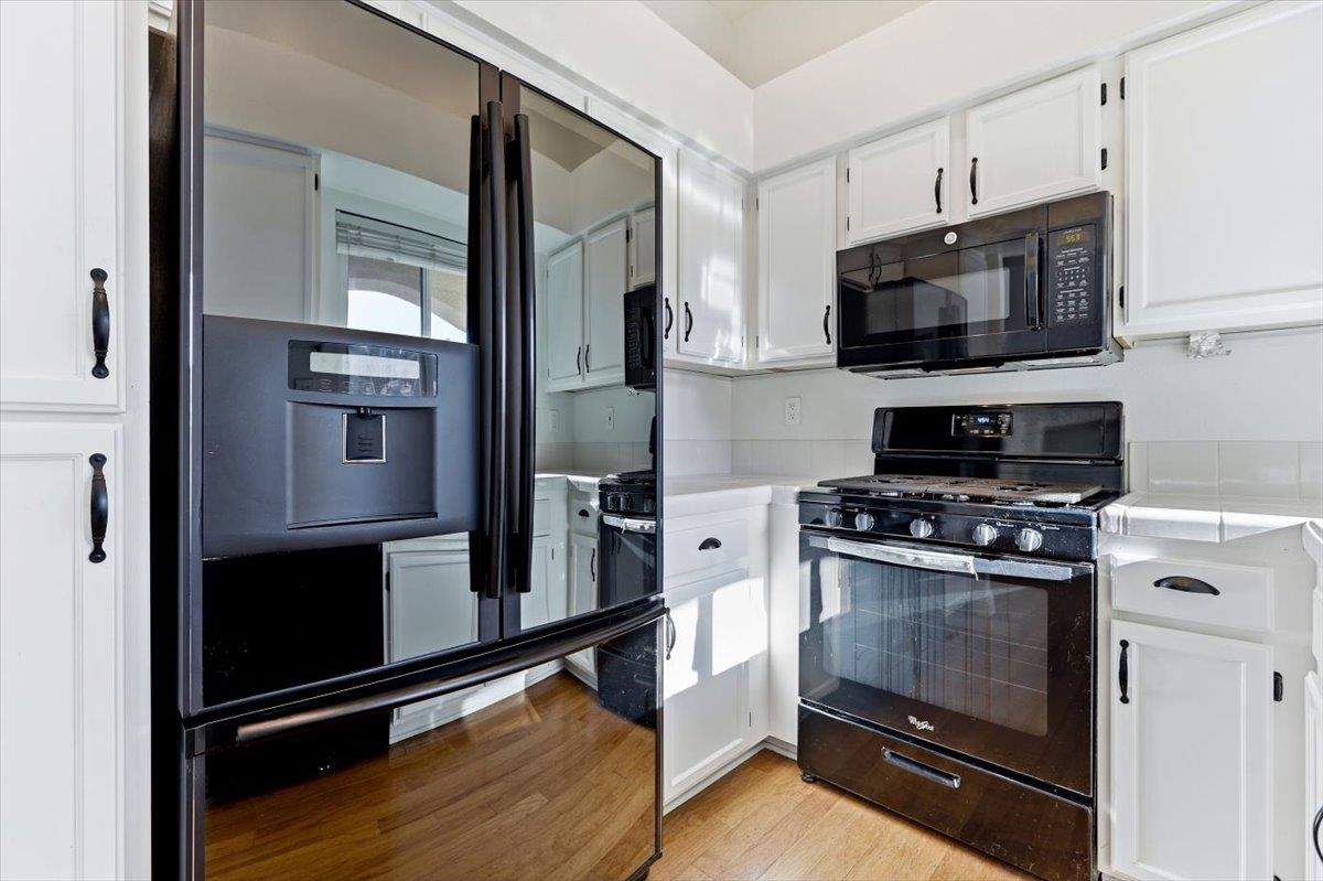 Photo #17: ML82046422 Listing: Photo #17
