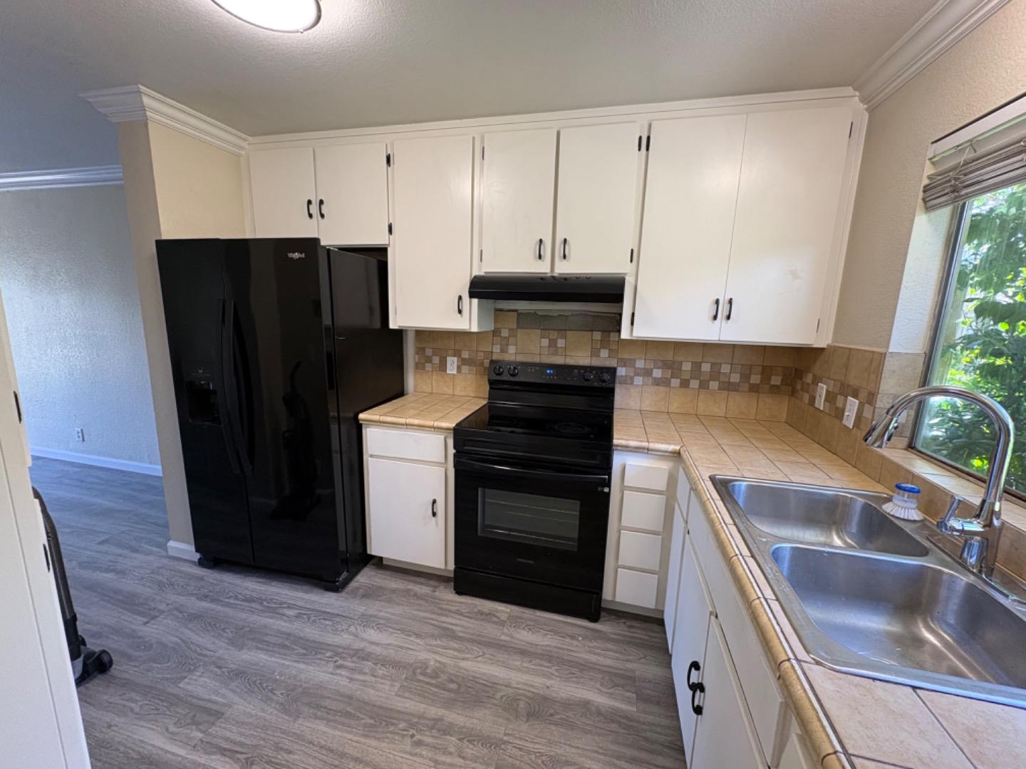 Photo #4: ML82046424 Listing: Photo #4