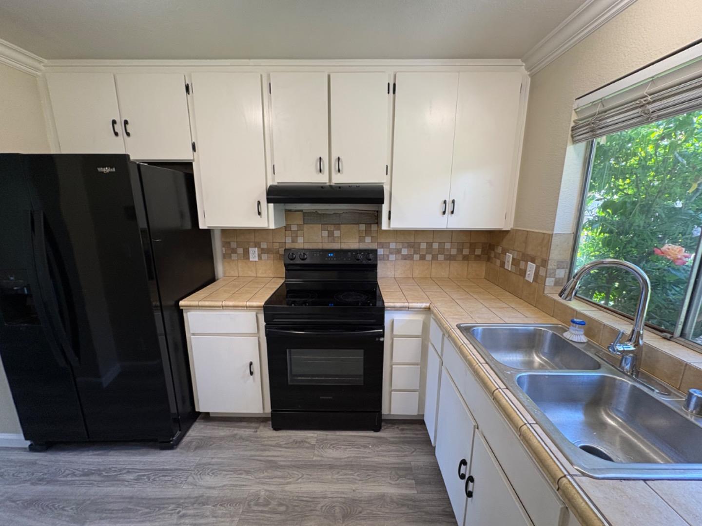 Photo #6: ML82046424 Listing: Photo #6