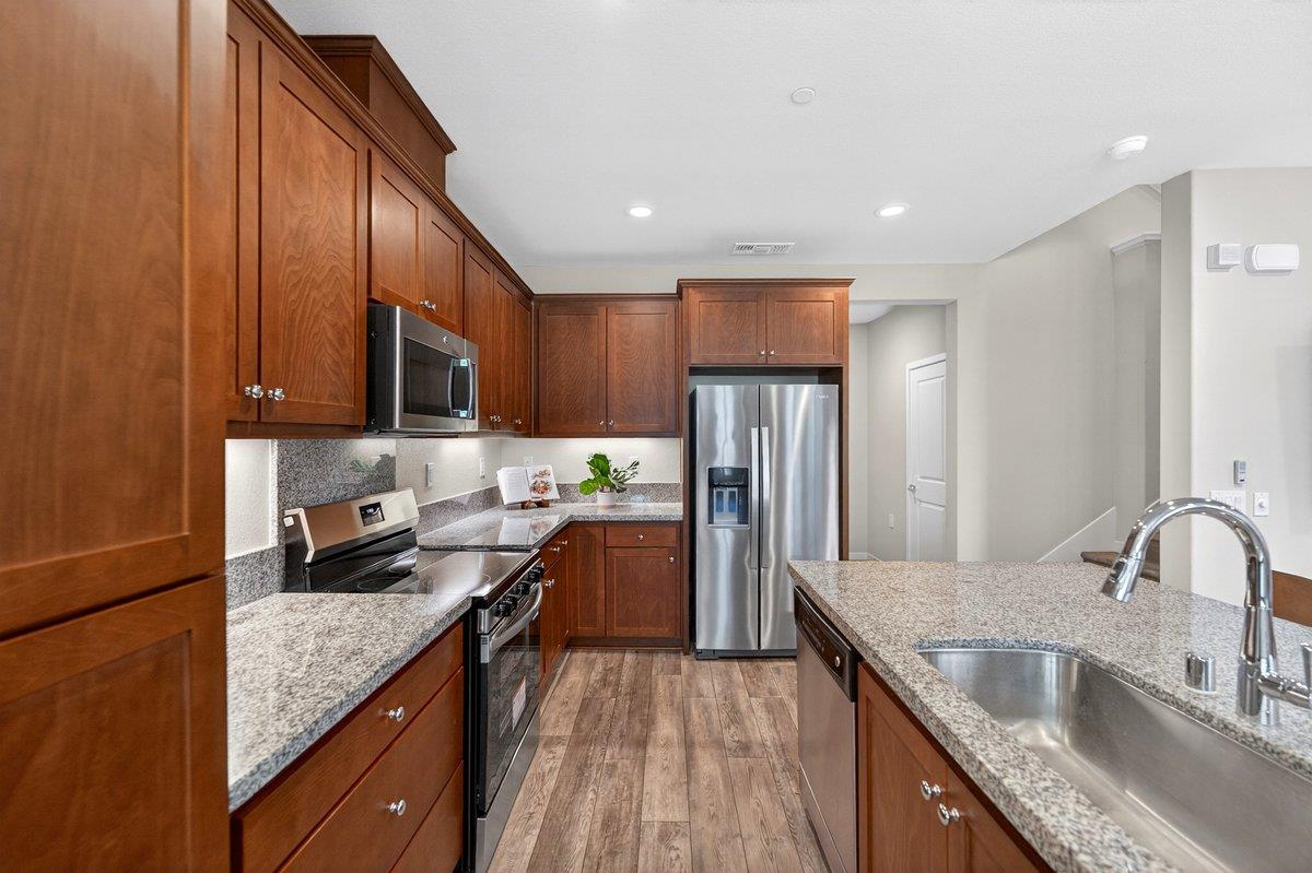 Photo #8: ML82046425 Listing: Photo #8