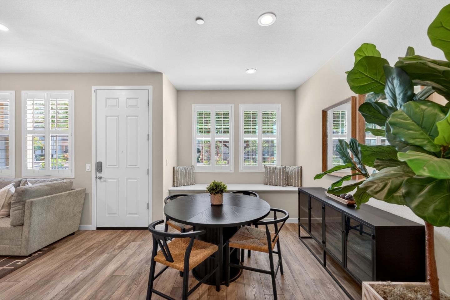 Photo #9: ML82046425 Listing: Photo #9