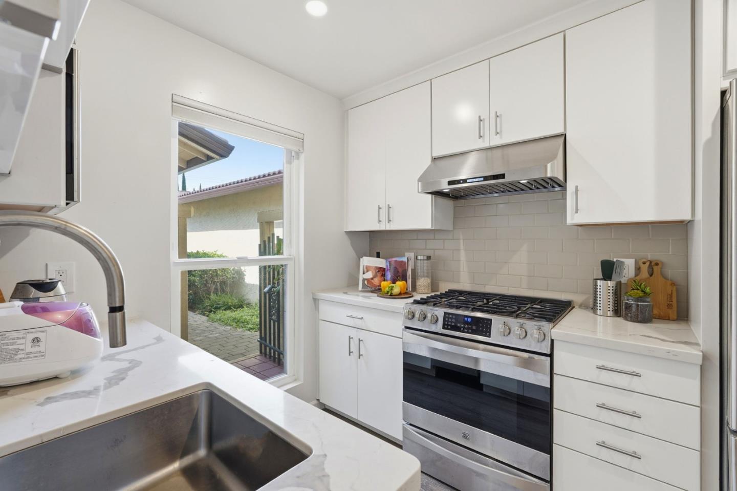 Photo #10: ML82046429 Listing: Photo #10