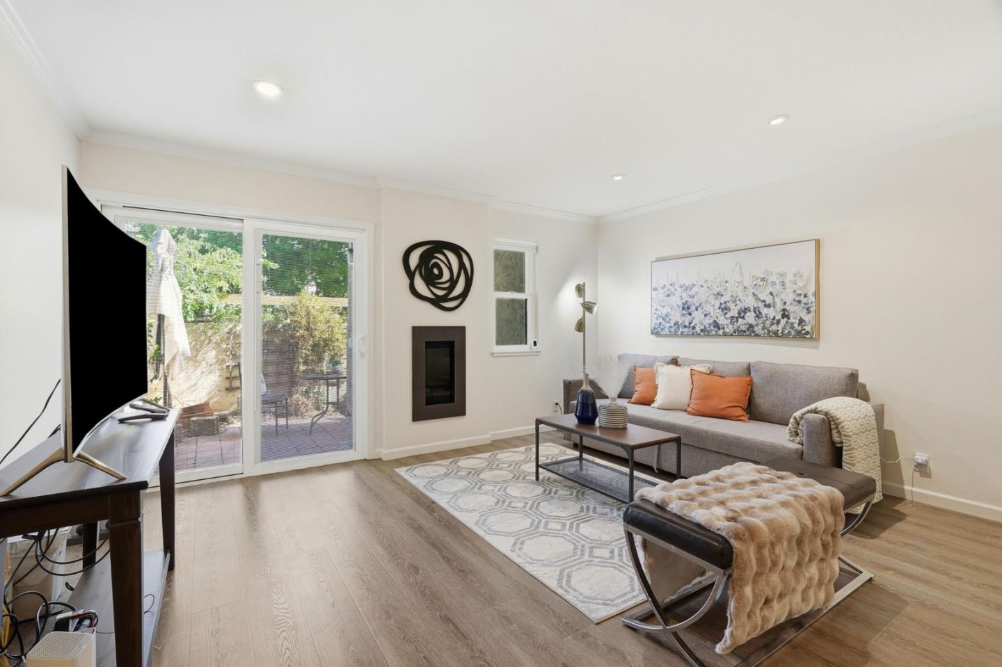 Photo #5: ML82046429 Listing: Photo #5