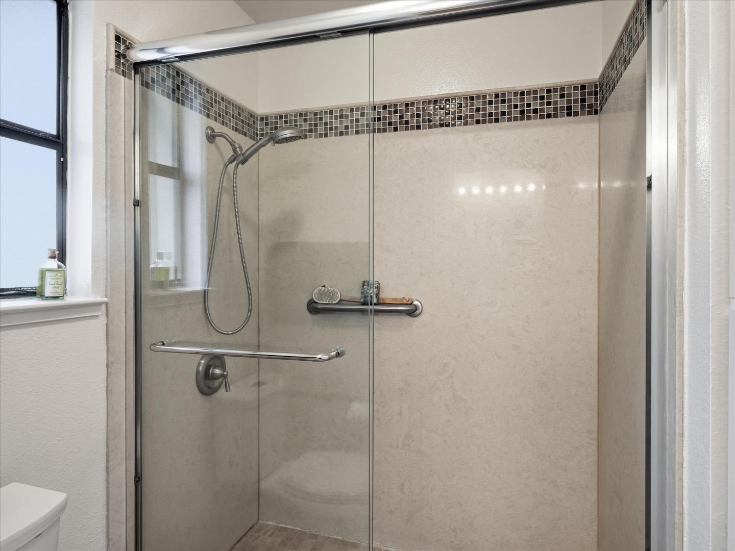 Photo #16: ML82046442 Listing: Photo #16