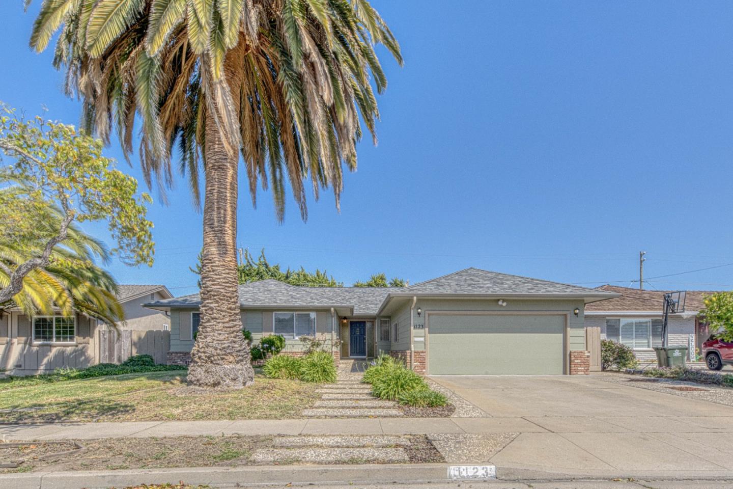 1123 San Angelo DR, SALINAS, CA 93901