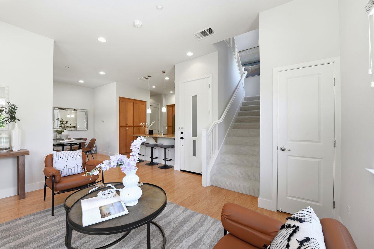 Photo #8: ML82046521 Listing: Photo #8