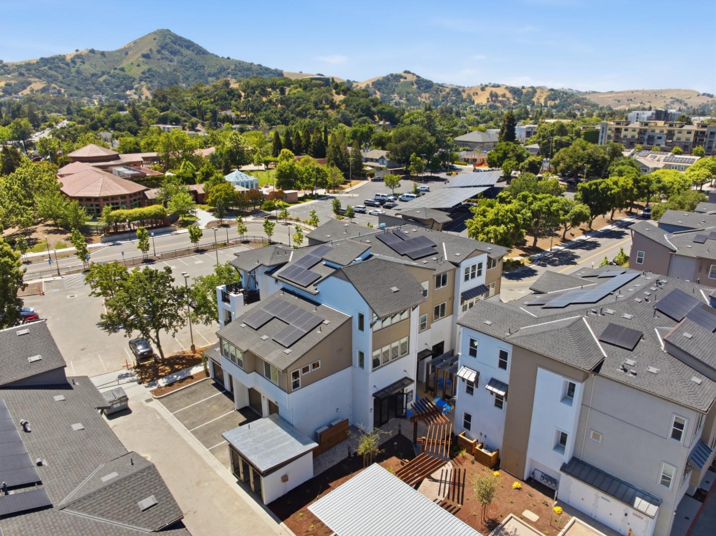 Photo #17: ML82046578 Listing: Photo #17