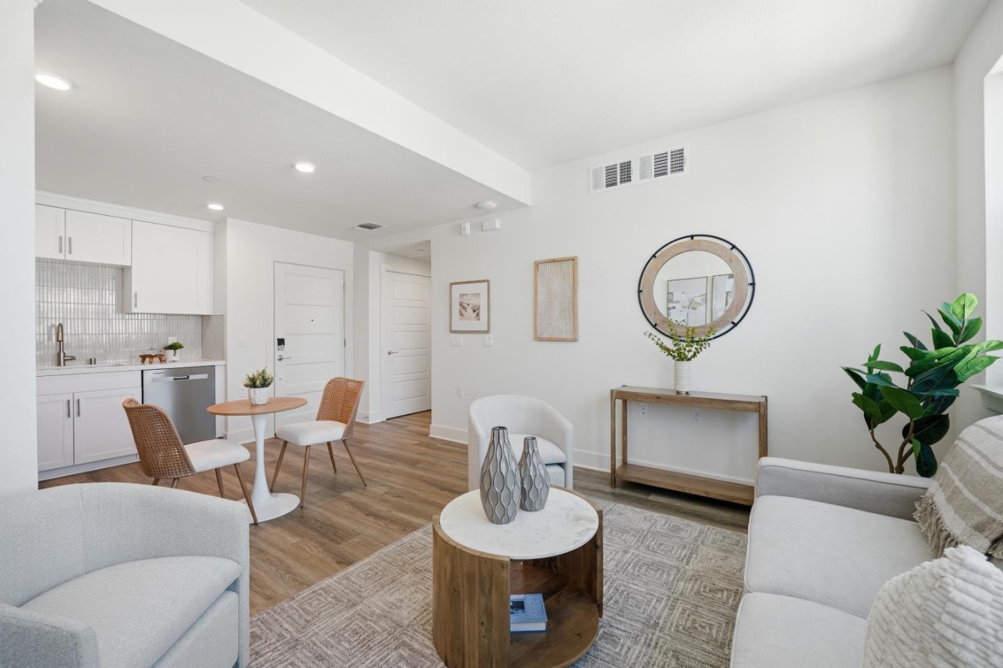 Photo #6: ML82046578 Listing: Photo #6