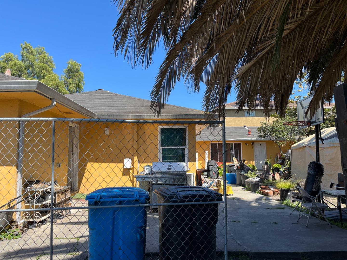 East Palo Alto, CA